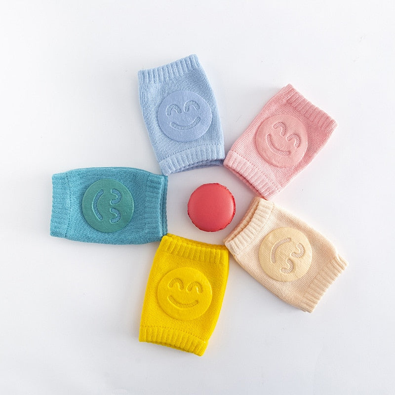 Safety Crawling Knee Pads and Leg Warmer for Infants and Toddlers.